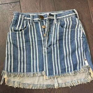 ONE TEASPOON MINI SKIRT!!! SIZE XS/S